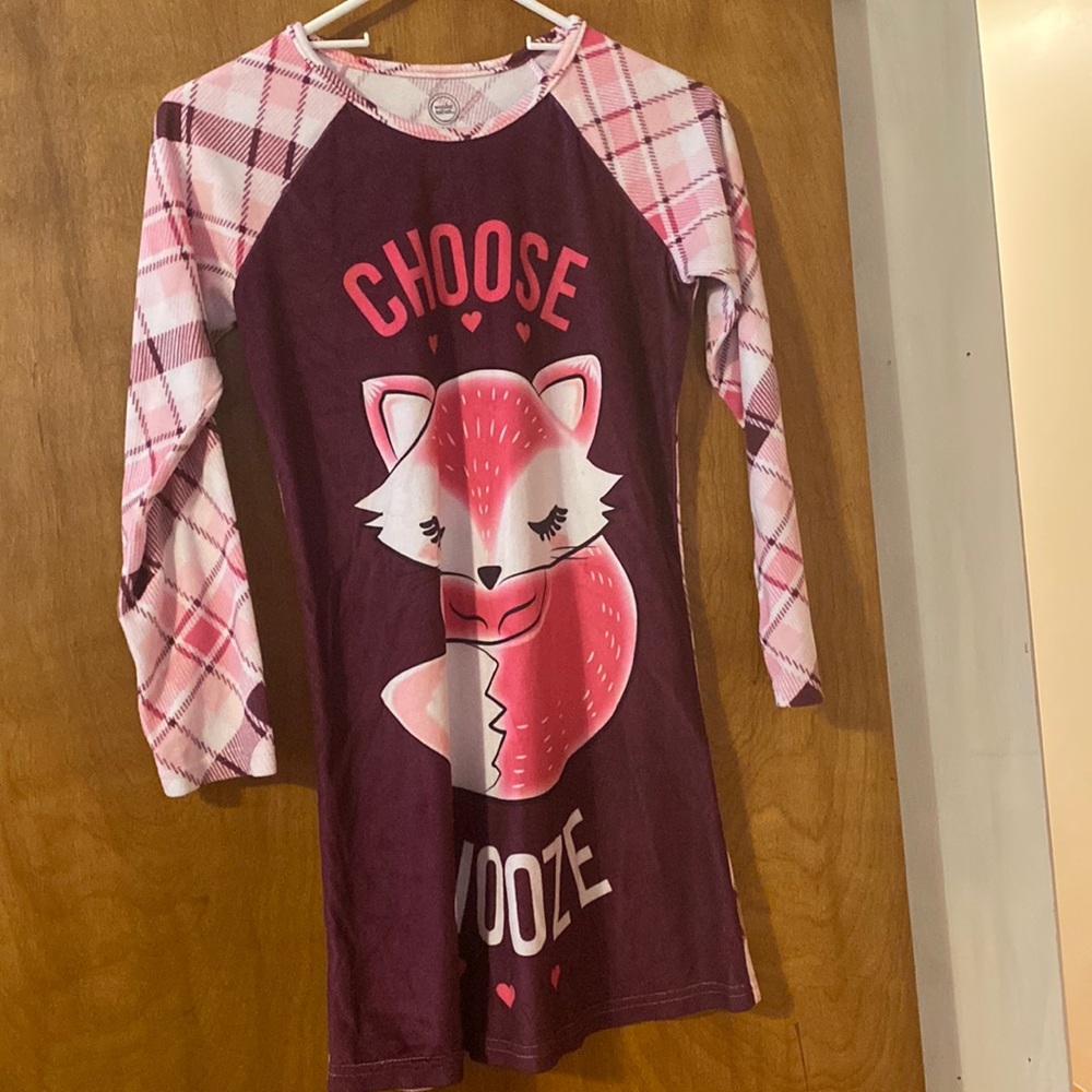 Like new fox fleece nightgown